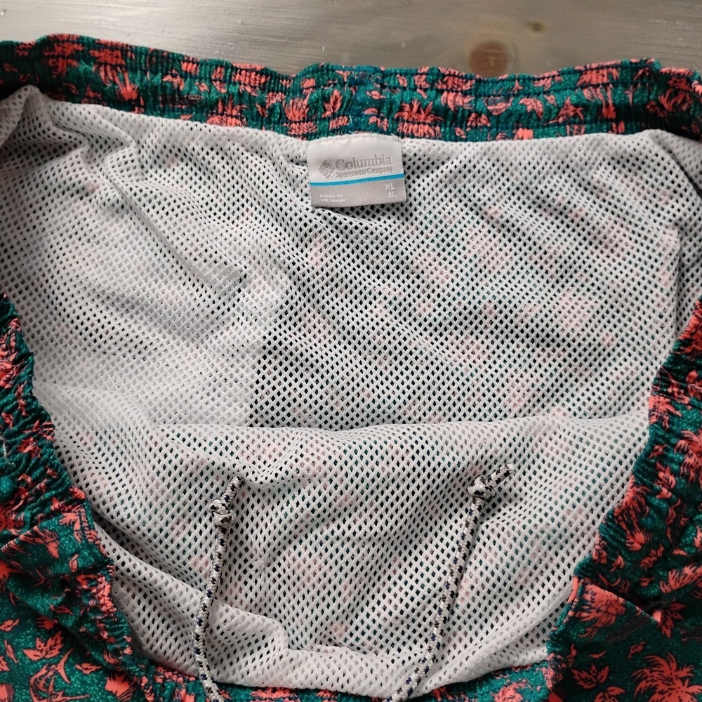 Columbia PFG Swim Trunks Mens XL Green Pink Palms AOP Elastic Waist Lined Tie 8" - Picture 4 of 10
